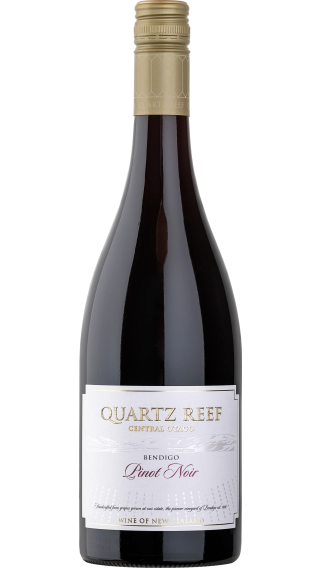 Bottle of Quartz Reef Single Vineyard Pinot Noir 2021 wine 750 ml